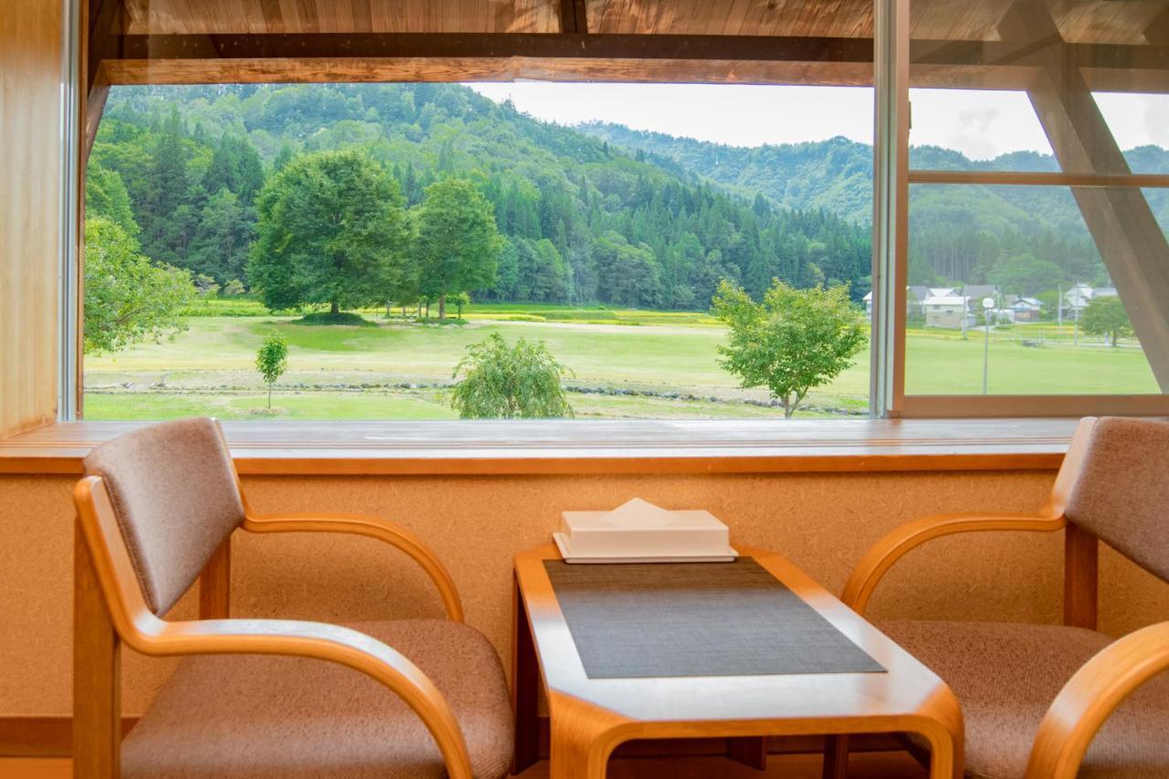 Yurari Hotel Tadami Bagian luar foto