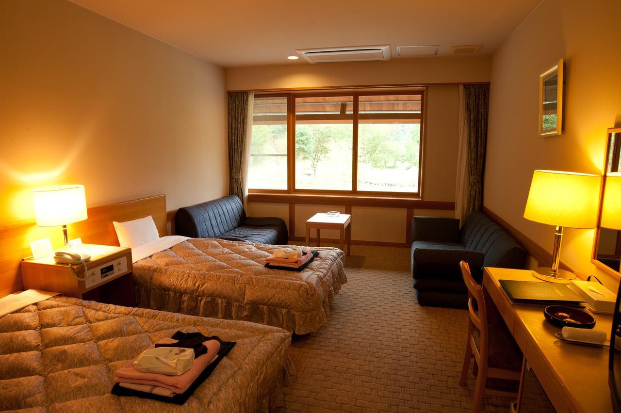 Yurari Hotel Tadami Bagian luar foto
