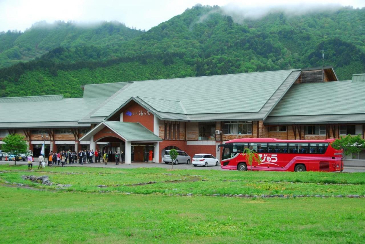 Yurari Hotel Tadami Bagian luar foto